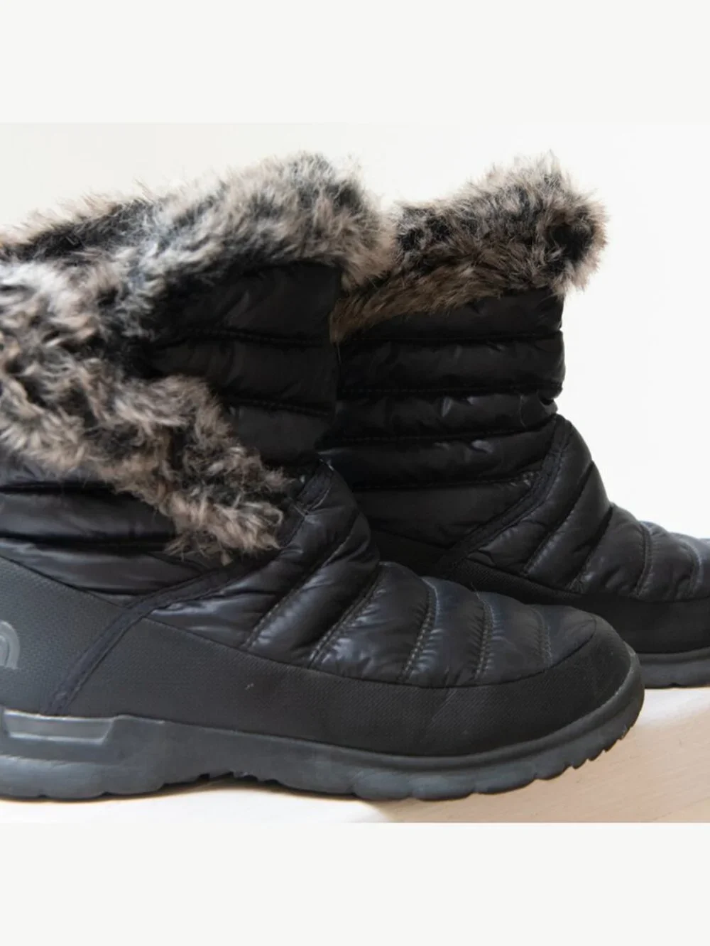 The North Face Women's Thermoball Microbaffle Bootie SZ 7